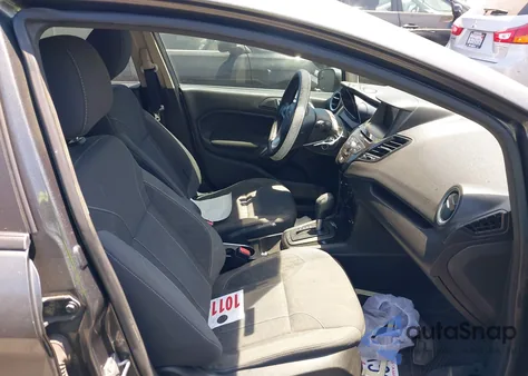 2015 Ford Fiesta Se z USA, uszkodzony, nr VIN 3FADP4EJ9FM151081